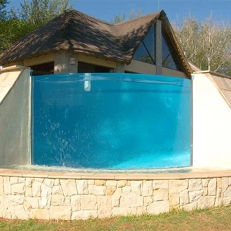 화학 저항성 아크릴 풀